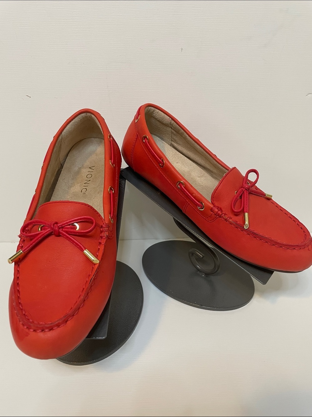 LN Vionic Orange Comfy Leather Driving Mocs - Sz 9